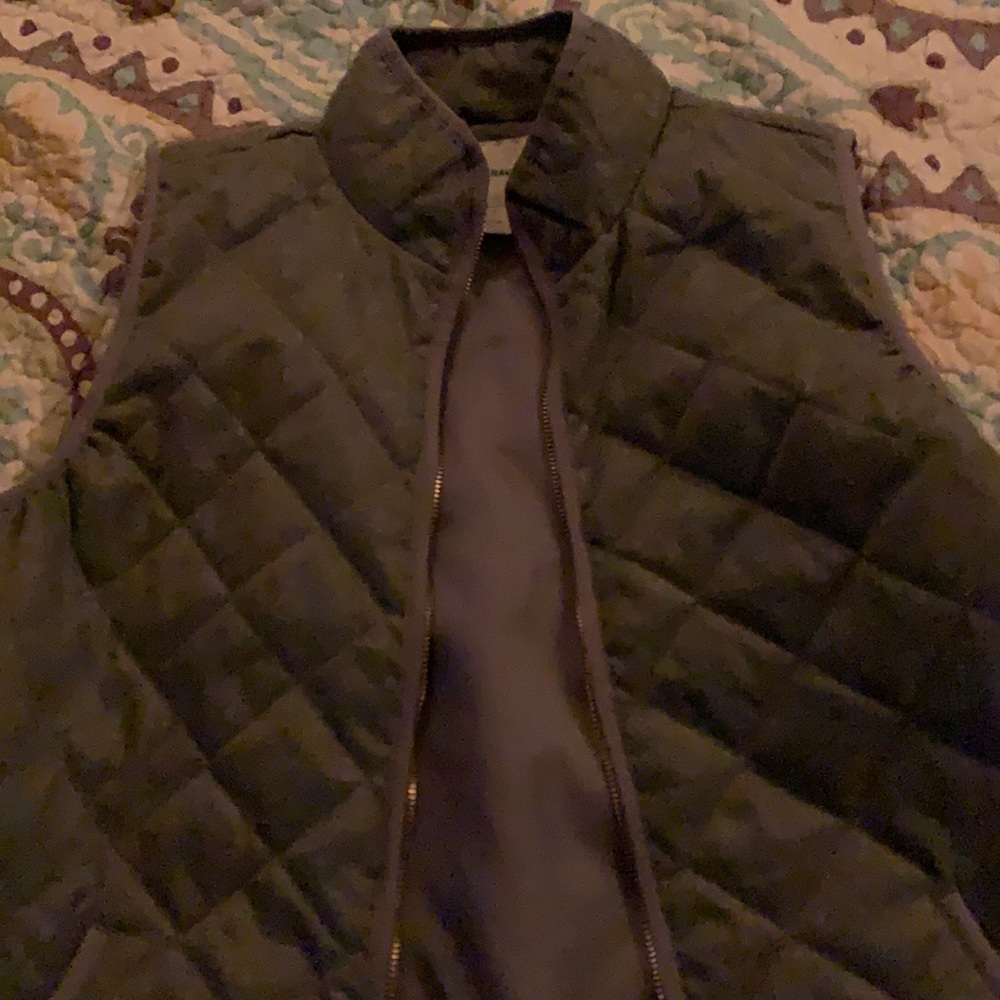 Old navy vest